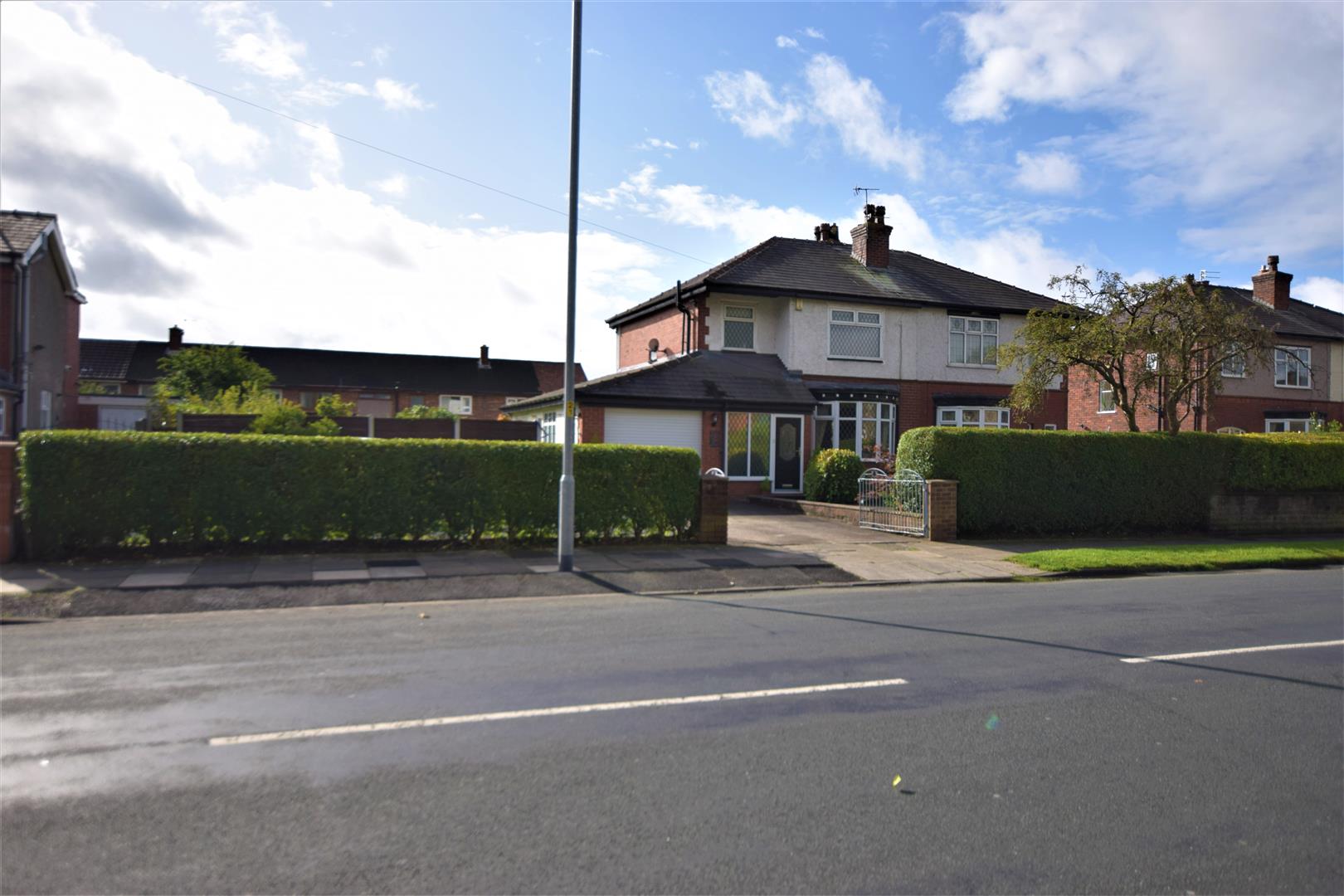 Property details 3 Bedroom Semi Bury Old Road, Heywood Oldham